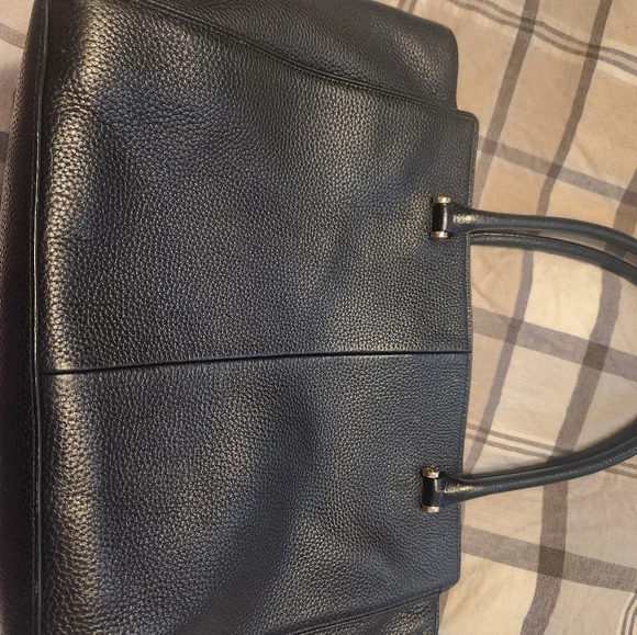 Kate Spade Purse - Picture 3 of 6